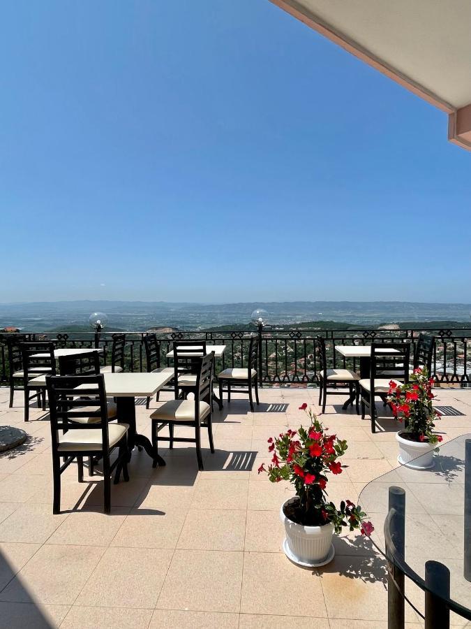 --hotel Deal-- With Castle View Hotel Krujë