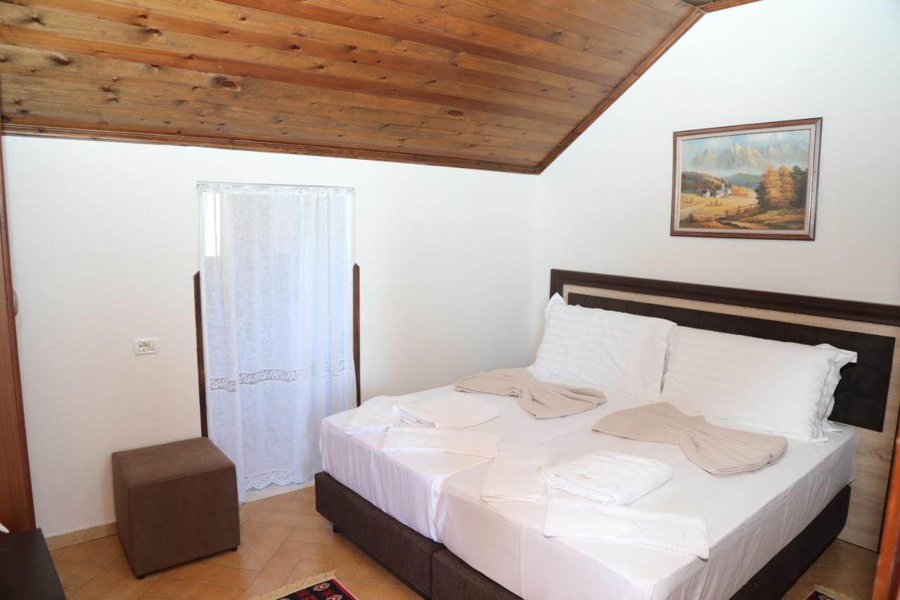 --hotel Deal-- With Castle View Hotel