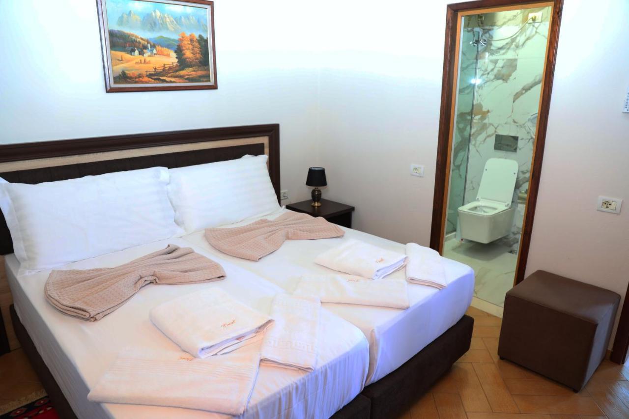Hotel --hotel Deal-- With Castle View 3*