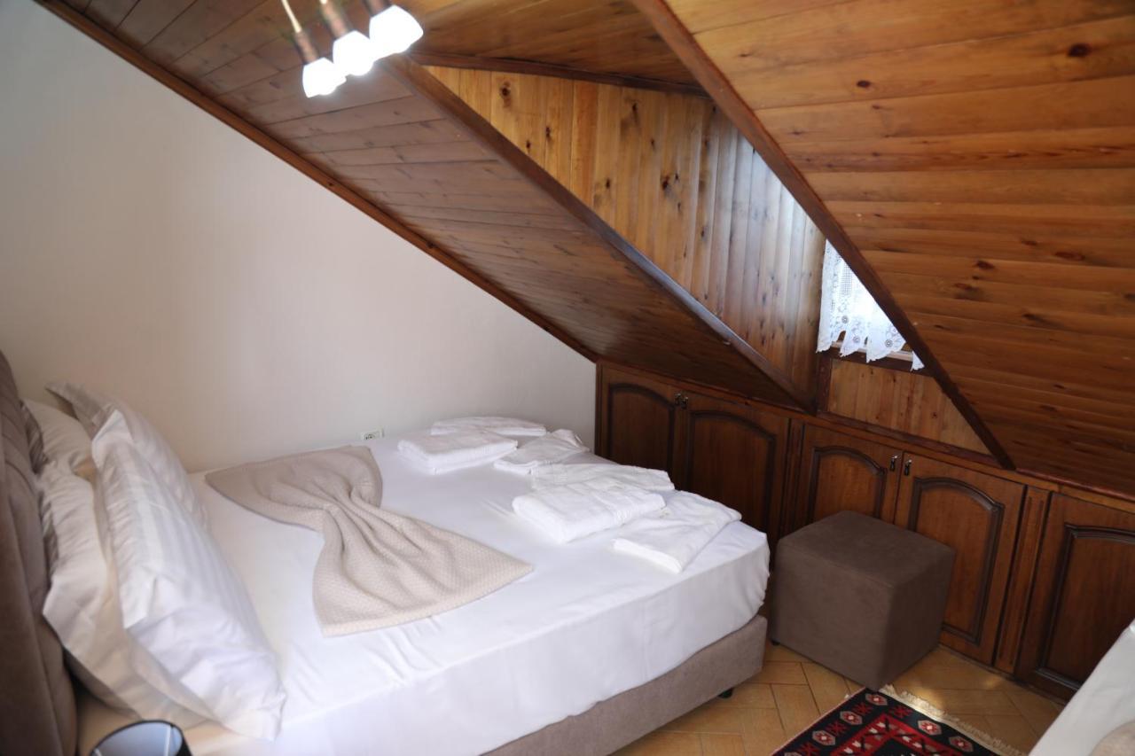--hotel Deal-- With Castle View Hotel 3*