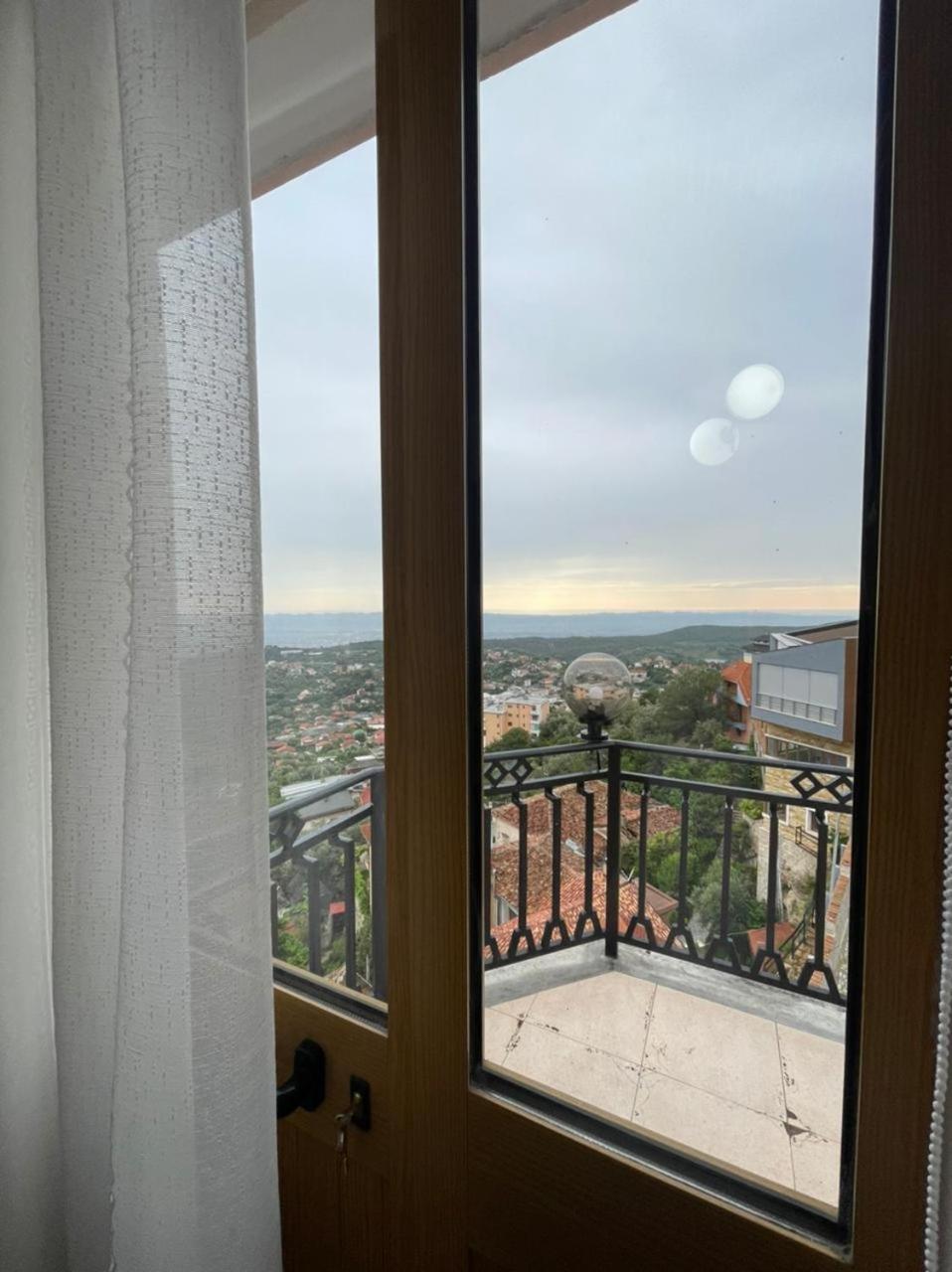 Hotel --hotel Deal-- With Castle View