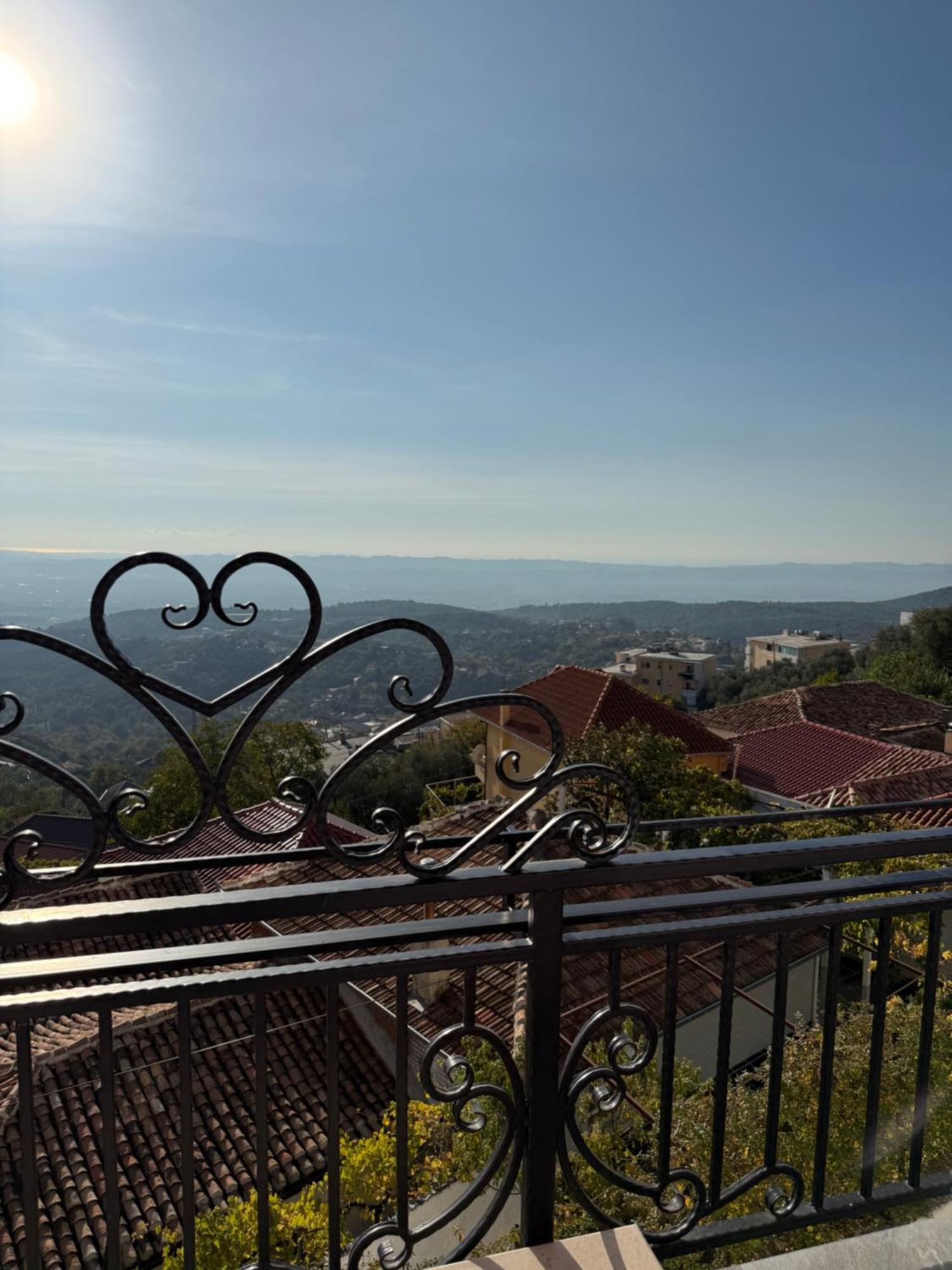 --hotel Deal-- With Castle View Отель Круя