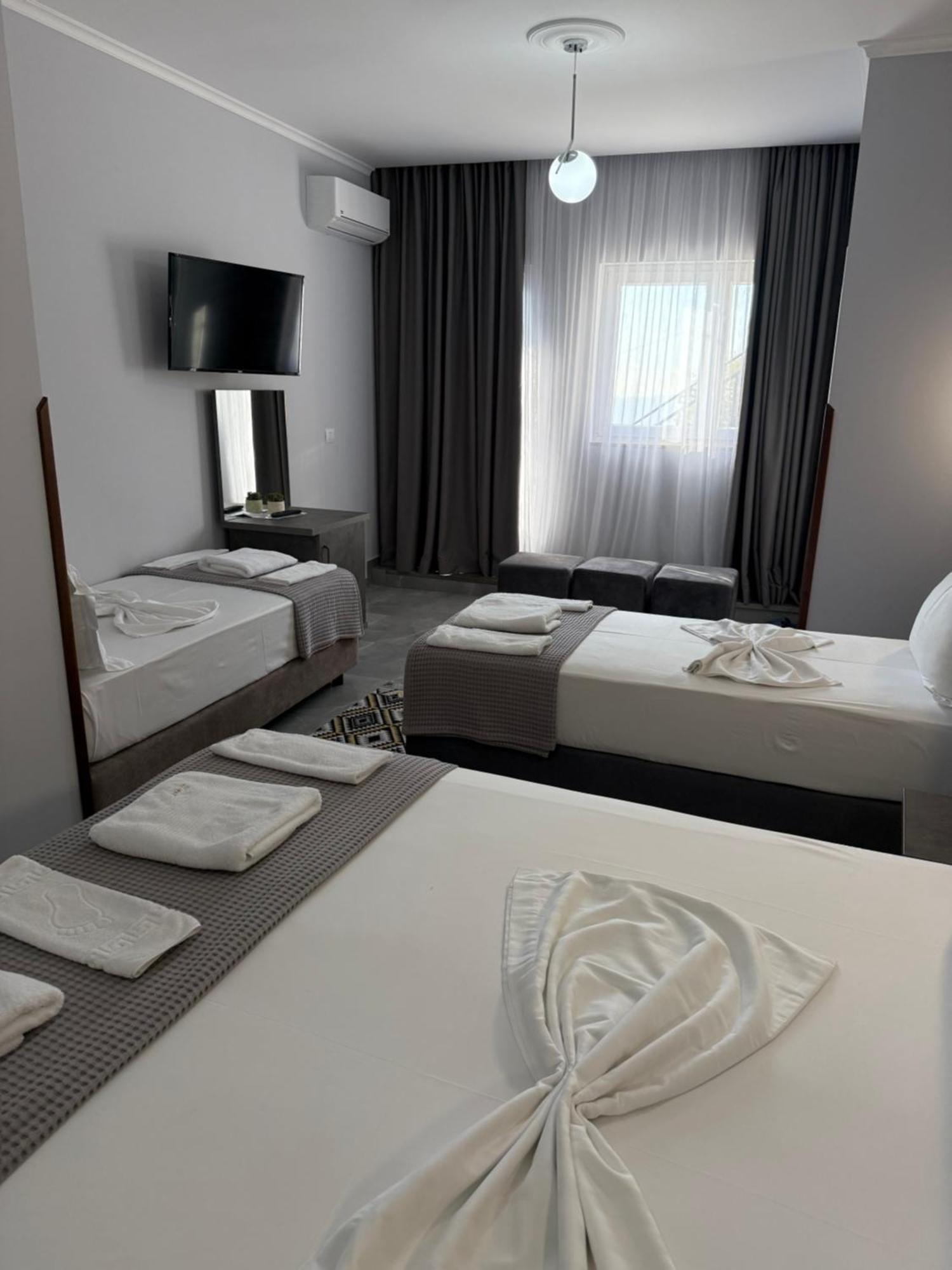 --hotel Deal-- With Castle View Hotel 3*